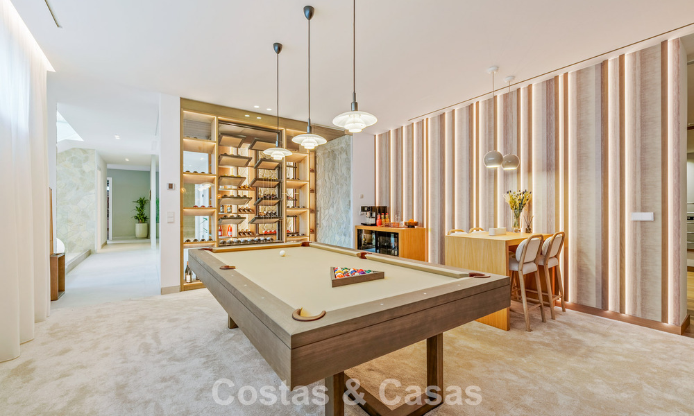 Villa de luxe moderne-méditerranéenne à vendre dans une communauté de premier plan à La Quinta, Benahavís - Marbella 789463