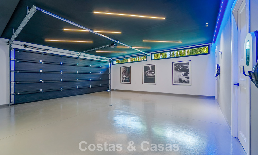 Villa de luxe moderne-méditerranéenne à vendre dans une communauté de premier plan à La Quinta, Benahavís - Marbella 789467