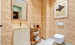 Villa de luxe moderne-méditerranéenne à vendre dans une communauté de premier plan à La Quinta, Benahavís - Marbella 789470 