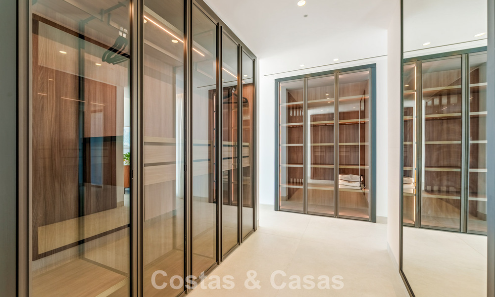 Villa de luxe moderne-méditerranéenne à vendre dans une communauté de premier plan à La Quinta, Benahavís - Marbella 789484