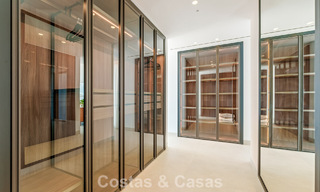 Villa de luxe moderne-méditerranéenne à vendre dans une communauté de premier plan à La Quinta, Benahavís - Marbella 789484 