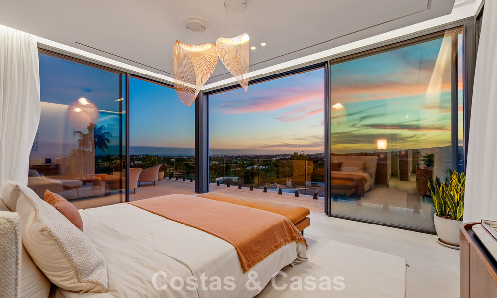 Villa de luxe moderne-méditerranéenne à vendre dans une communauté de premier plan à La Quinta, Benahavís - Marbella 789512