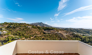 Villa andalouse de luxe élégante au charme intemporel à vendre à El Madroñal, Marbella - Benahavís 789529 