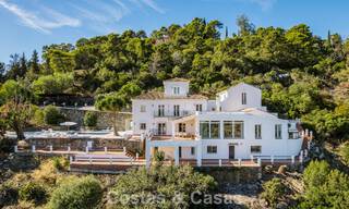 Villa andalouse de luxe élégante au charme intemporel à vendre à El Madroñal, Marbella - Benahavís 789532 