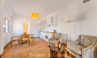 Villa andalouse de luxe élégante au charme intemporel à vendre à El Madroñal, Marbella - Benahavís 789543 