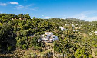 Villa andalouse de luxe élégante au charme intemporel à vendre à El Madroñal, Marbella - Benahavís 789573 