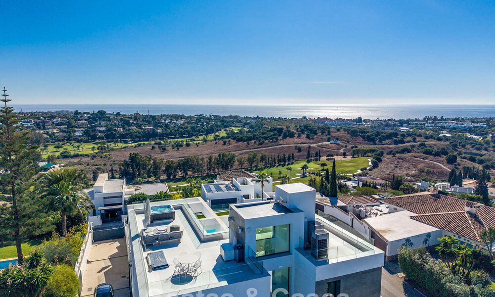 Prête à emménager, villa design ultramoderne avec vues panoramiques à vendre à Marbella - Benahavís 789586
