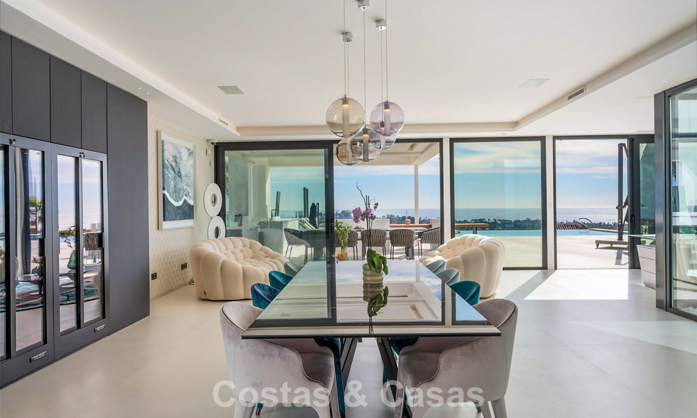Prête à emménager, villa design ultramoderne avec vues panoramiques à vendre à Marbella - Benahavís 789597