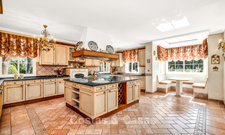 Villa espagnole remarquable à vendre avec vue sur la mer et grand terrain à Sierra Blanca, Marbella 789626 