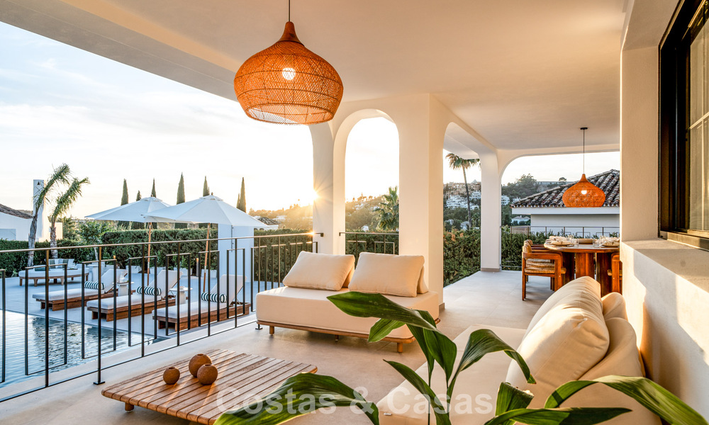 Villa moderne-méditerranéenne avec vue sur la mer à vendre dans un quartier privilégié de Nueva Andalucía, Marbella 789636