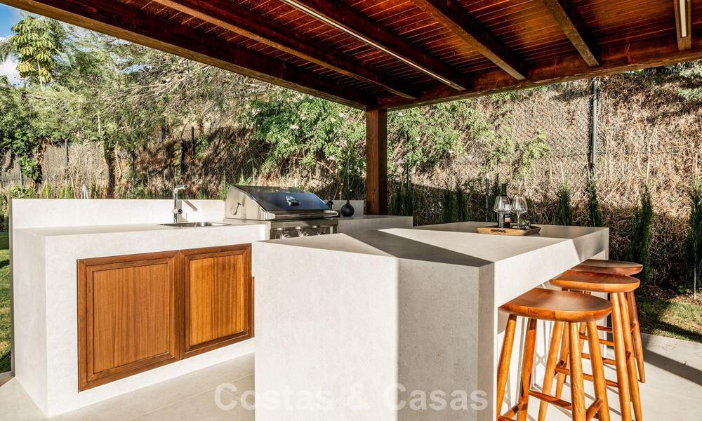 Villa moderne-méditerranéenne avec vue sur la mer à vendre dans un quartier privilégié de Nueva Andalucía, Marbella 789639