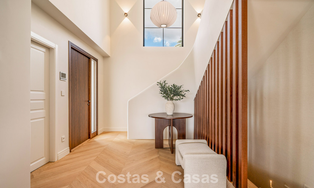 Villa moderne-méditerranéenne avec vue sur la mer à vendre dans un quartier privilégié de Nueva Andalucía, Marbella 789642