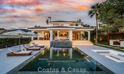 Villa moderne-méditerranéenne avec vue sur la mer à vendre dans un quartier privilégié de Nueva Andalucía, Marbella 789645