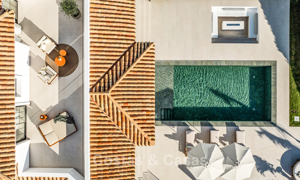 Villa moderne-méditerranéenne avec vue sur la mer à vendre dans un quartier privilégié de Nueva Andalucía, Marbella 789650