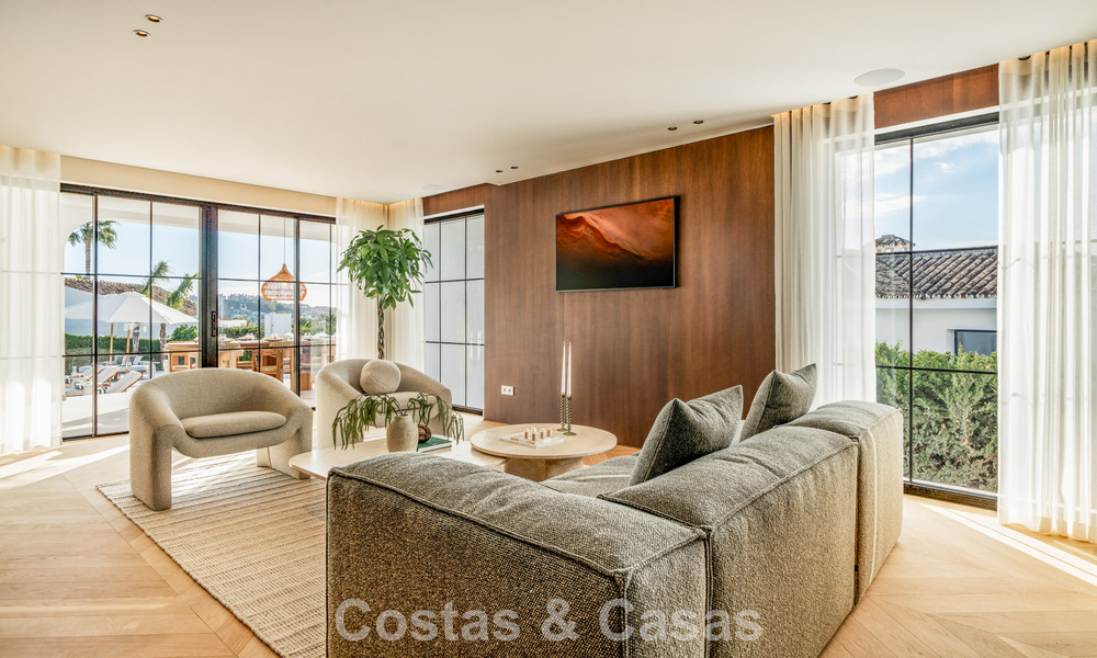 Villa moderne-méditerranéenne avec vue sur la mer à vendre dans un quartier privilégié de Nueva Andalucía, Marbella 789655