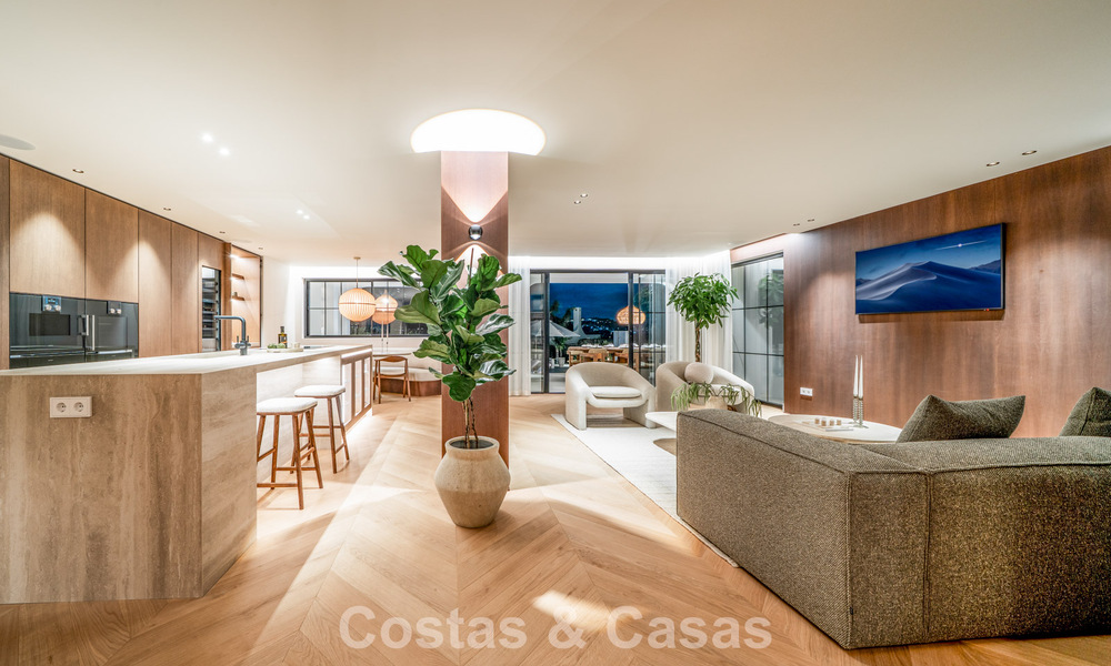 Villa moderne-méditerranéenne avec vue sur la mer à vendre dans un quartier privilégié de Nueva Andalucía, Marbella 789657