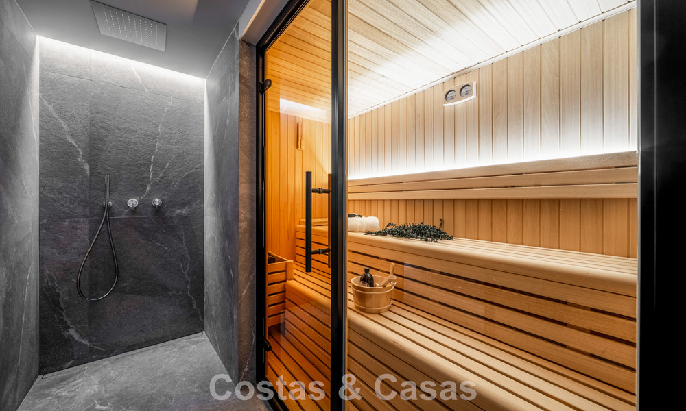 Villa moderne-méditerranéenne avec vue sur la mer à vendre dans un quartier privilégié de Nueva Andalucía, Marbella 789677