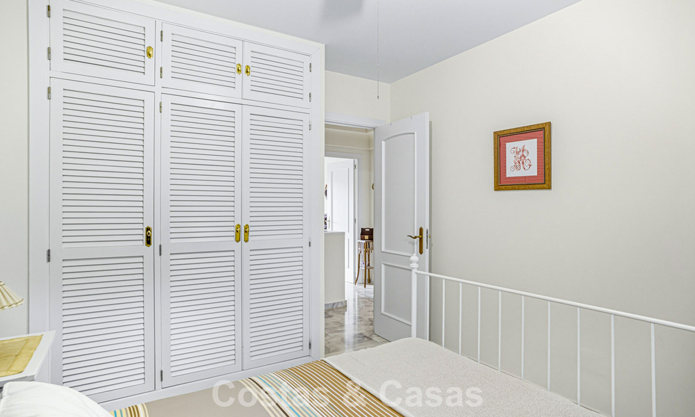 Spacieuse maison de ville à vendre dans une charmante résidence sécurisée sur la Golden Mile de Marbella 789968