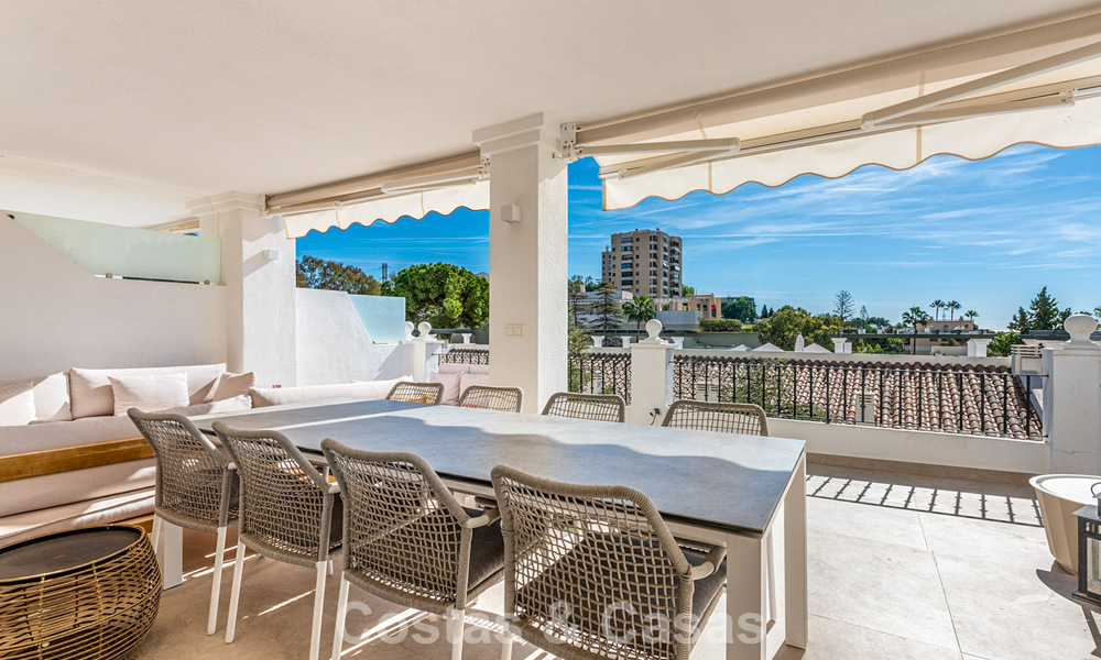 Maison spacieuse et modernisée à vendre au cœur de la vallée du golf de Nueva Andalucia, Marbella 789986