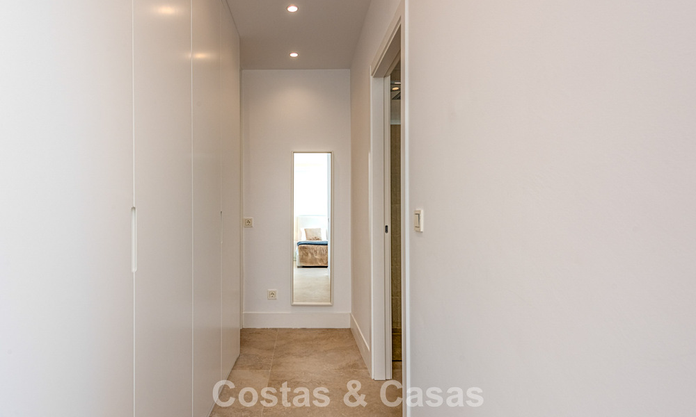 Maison spacieuse et modernisée à vendre au cœur de la vallée du golf de Nueva Andalucia, Marbella 789993