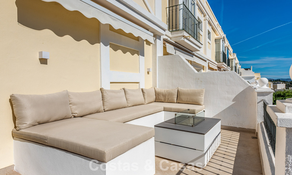 Maison spacieuse et modernisée à vendre au cœur de la vallée du golf de Nueva Andalucia, Marbella 789998