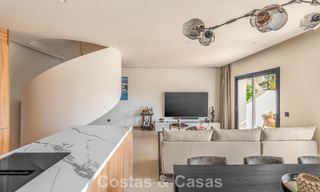Propriétés de luxe à vendre à deux pas des commodités dans la Vallée du Golf de Nueva Andalucía, Marbella 808496 