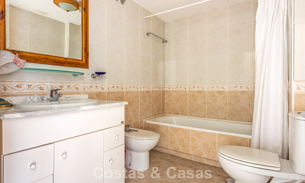 Penthouse en duplex en première ligne de golf à vendre, proche des commodités à Guadalmina Alta et San Pedro, Marbella 790014