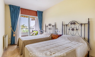 Penthouse en duplex en première ligne de golf à vendre, proche des commodités à Guadalmina Alta et San Pedro, Marbella 790015 