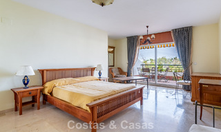 Penthouse en duplex en première ligne de golf à vendre, proche des commodités à Guadalmina Alta et San Pedro, Marbella 790022 