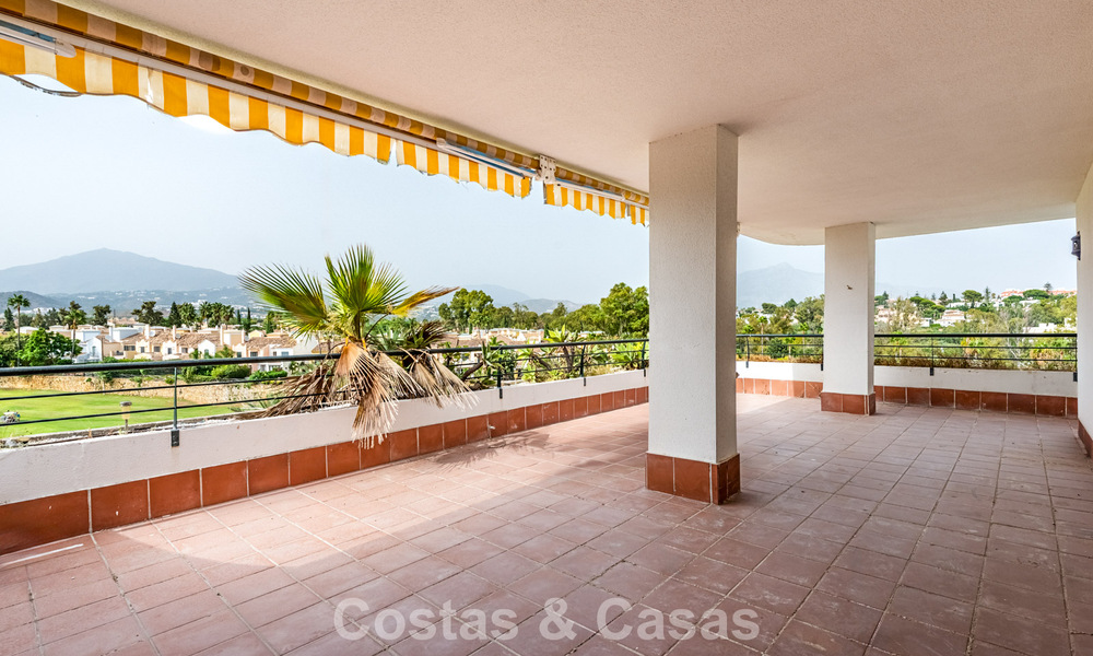 Penthouse en duplex en première ligne de golf à vendre, proche des commodités à Guadalmina Alta et San Pedro, Marbella 790026