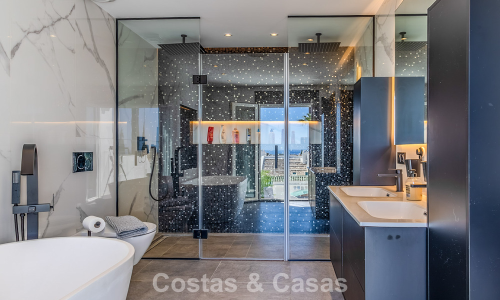 Spacieuse maison à vendre dans la populaire communauté Aloha Golf à Nueva Andalucía, Marbella 790152