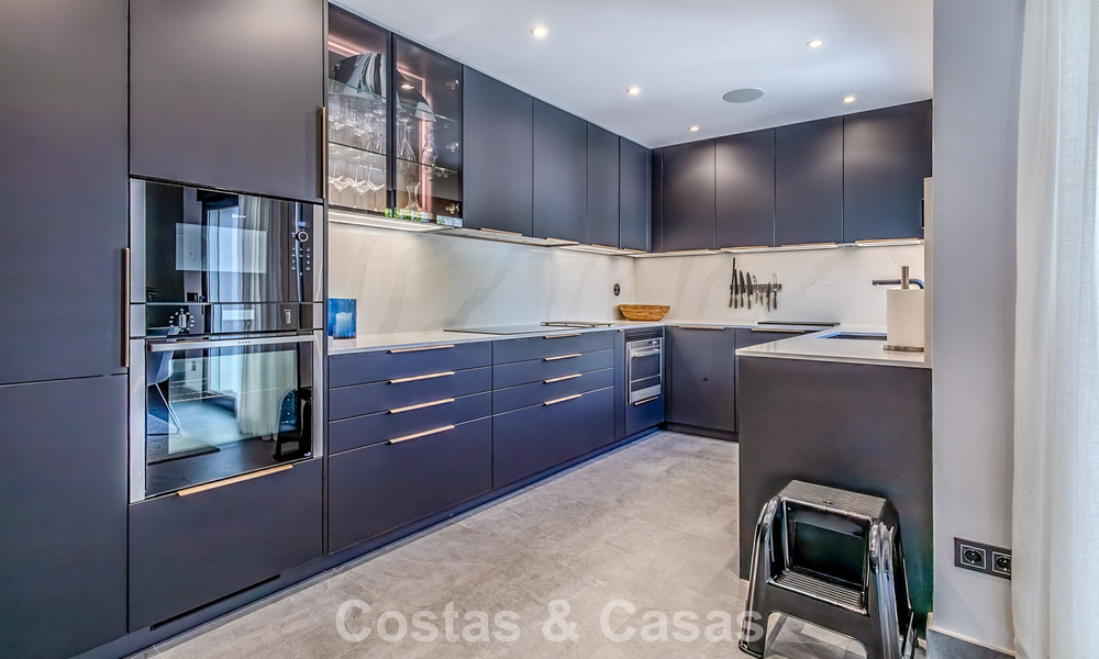 Spacieuse maison à vendre dans la populaire communauté Aloha Golf à Nueva Andalucía, Marbella 790168