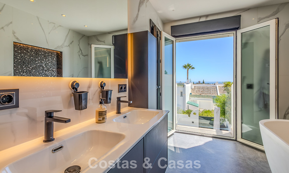 Spacieuse maison à vendre dans la populaire communauté Aloha Golf à Nueva Andalucía, Marbella 790175