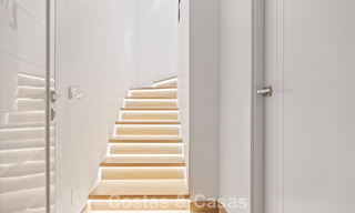 Maison de ville avec intérieur contemporain à vendre, à distance de marche de la plage et du centre de San Pedro, Marbella 790072 