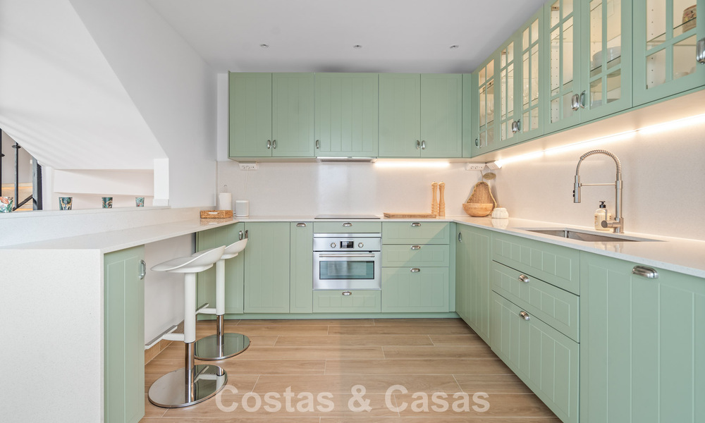 Maison de ville avec intérieur contemporain à vendre, à distance de marche de la plage et du centre de San Pedro, Marbella 790074