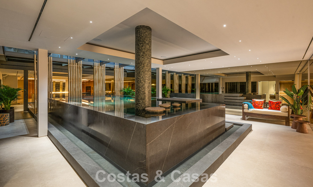 Impressionnante villa de luxe avec vue sur le golf et la mer à vendre à La Quinta, Benahavis - Marbella 790182