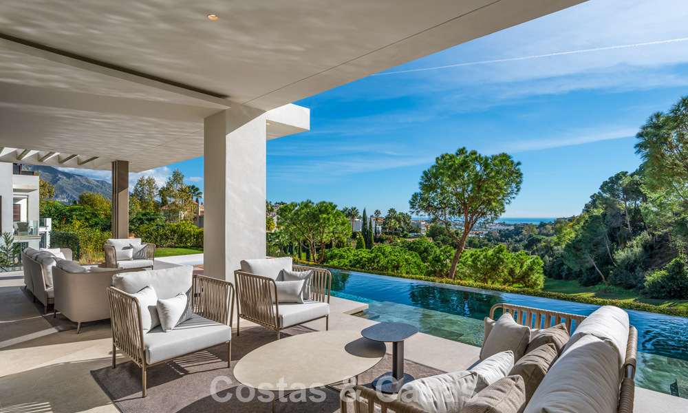 Impressionnante villa de luxe avec vue sur le golf et la mer à vendre à La Quinta, Benahavis - Marbella 790199