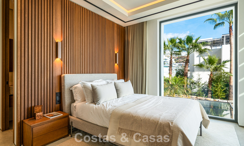 Impressionnante villa de luxe avec vue sur le golf et la mer à vendre à La Quinta, Benahavis - Marbella 790206