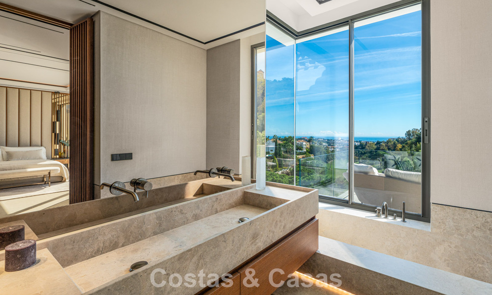 Impressionnante villa de luxe avec vue sur le golf et la mer à vendre à La Quinta, Benahavis - Marbella 790209
