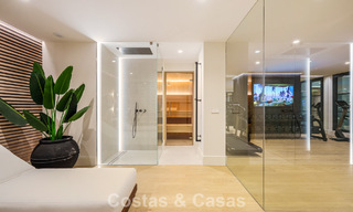 Villa de luxe rénovée de première classe à vendre, dans une communauté privilégiée à La Quinta, Marbella - Benahavis 790212 