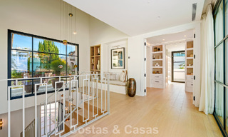 Villa de luxe rénovée de première classe à vendre, dans une communauté privilégiée à La Quinta, Marbella - Benahavis 790233 