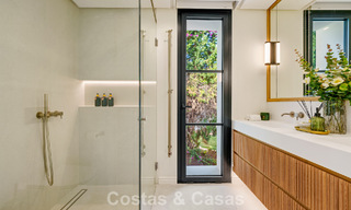 Villa de luxe rénovée de première classe à vendre, dans une communauté privilégiée à La Quinta, Marbella - Benahavis 790234 