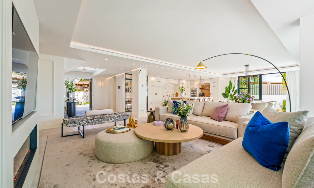 Villa de luxe rénovée de première classe à vendre, dans une communauté privilégiée à La Quinta, Marbella - Benahavis 790240
