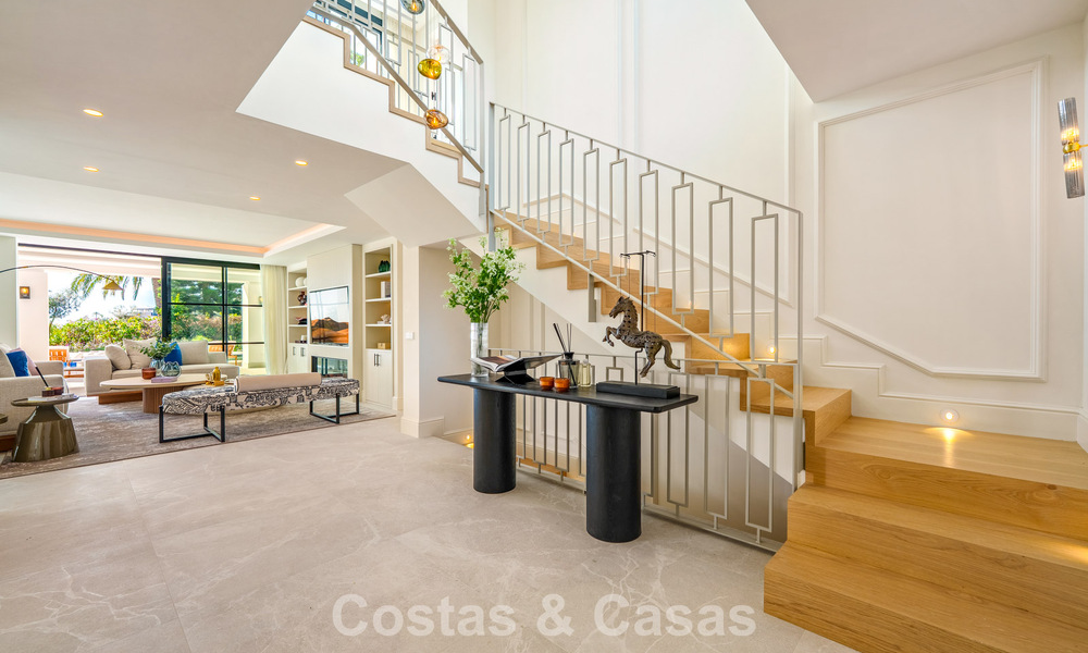 Villa de luxe rénovée de première classe à vendre, dans une communauté privilégiée à La Quinta, Marbella - Benahavis 790252