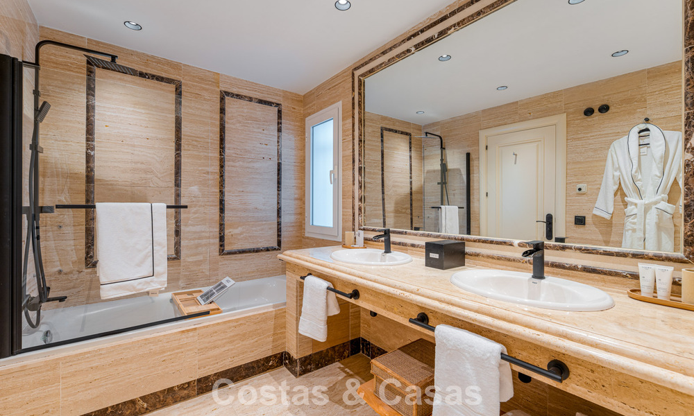 Appartement rénové de manière moderne à vendre dans un magnifique complexe de Sierra Blanca sur le Golden Mile de Marbella 790299