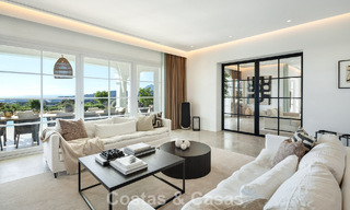 Villa de luxe méditerranéenne à l’architecture classique à vendre avec vue sur la mer au Marbella Club Resort à Benahavís 790361 