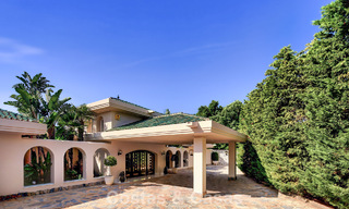 Domaine de style palais à l’architecture classique à vendre dans l’est de Marbella 790424 