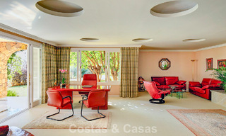 Domaine de style palais à l’architecture classique à vendre dans l’est de Marbella 790442 