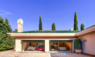 Domaine de style palais à l’architecture classique à vendre dans l’est de Marbella 790443 