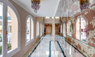 Domaine de style palais à l’architecture classique à vendre dans l’est de Marbella 790451 